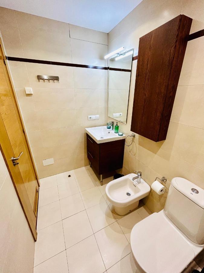 Yalta Apartments Gijón Buitenkant foto