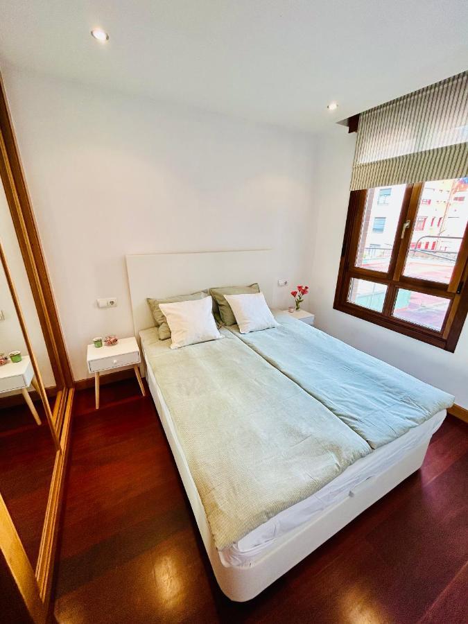 Yalta Apartments Gijón Buitenkant foto